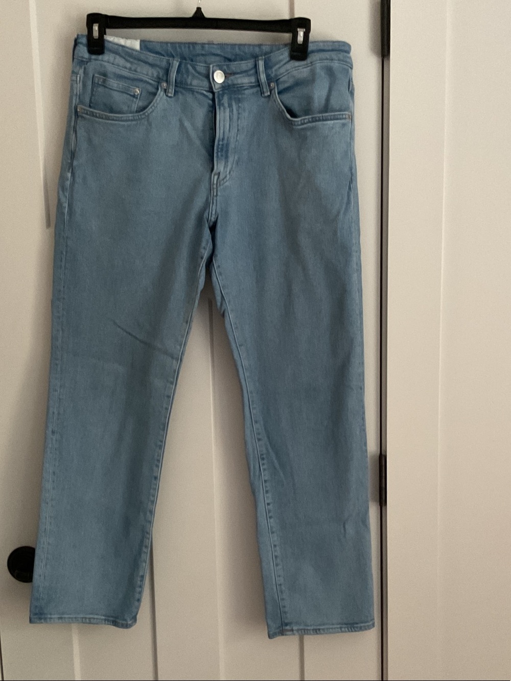 H&M Men Light Wash Straight Leg Denim Jeans